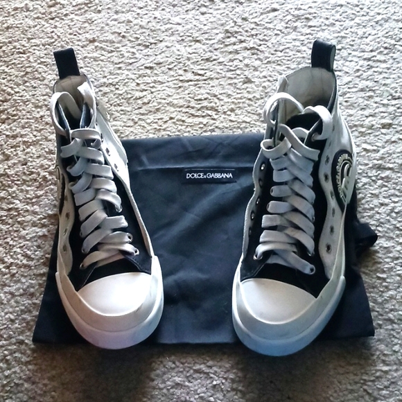 Dolce Gabbana High Top Sneakers - Picture 3 of 10